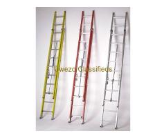 Aluminium and fiberglass extension ladder