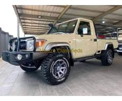 2018 Toyota Land Cruiser 79 4.5D-4D LX V8 - 4