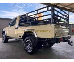 2018 Toyota Land Cruiser 79 4.5D-4D LX V8 - 7